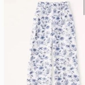 Abercrombie palm pants
